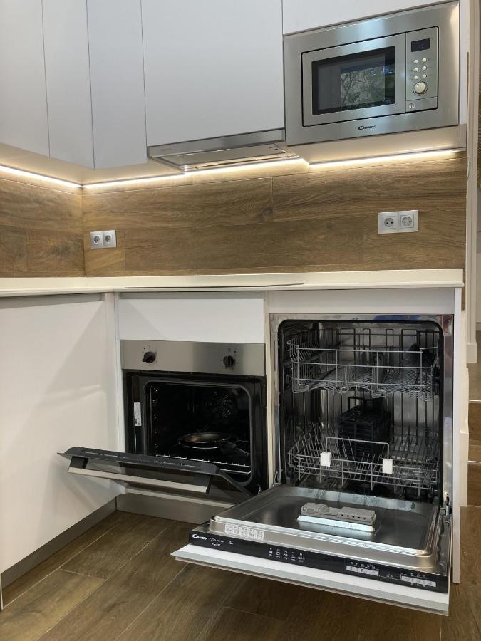 Appartamento Nuevo Piso Retiro Madrid Esterno foto